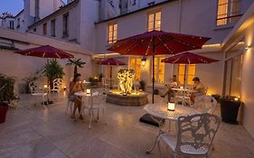 Agate Hotel